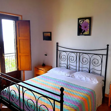 Agriturismo Il Castagno Farm stay *